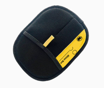CleanPaw Brush™ — Pet Hair Removal Gloves